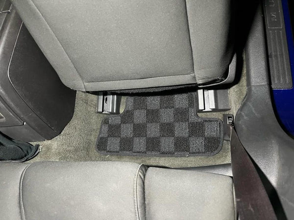 Phase 2 Motortrend (P2M) Checkered Carpet Race Floor Mats - Ford Mustang S197 (2010-2014)