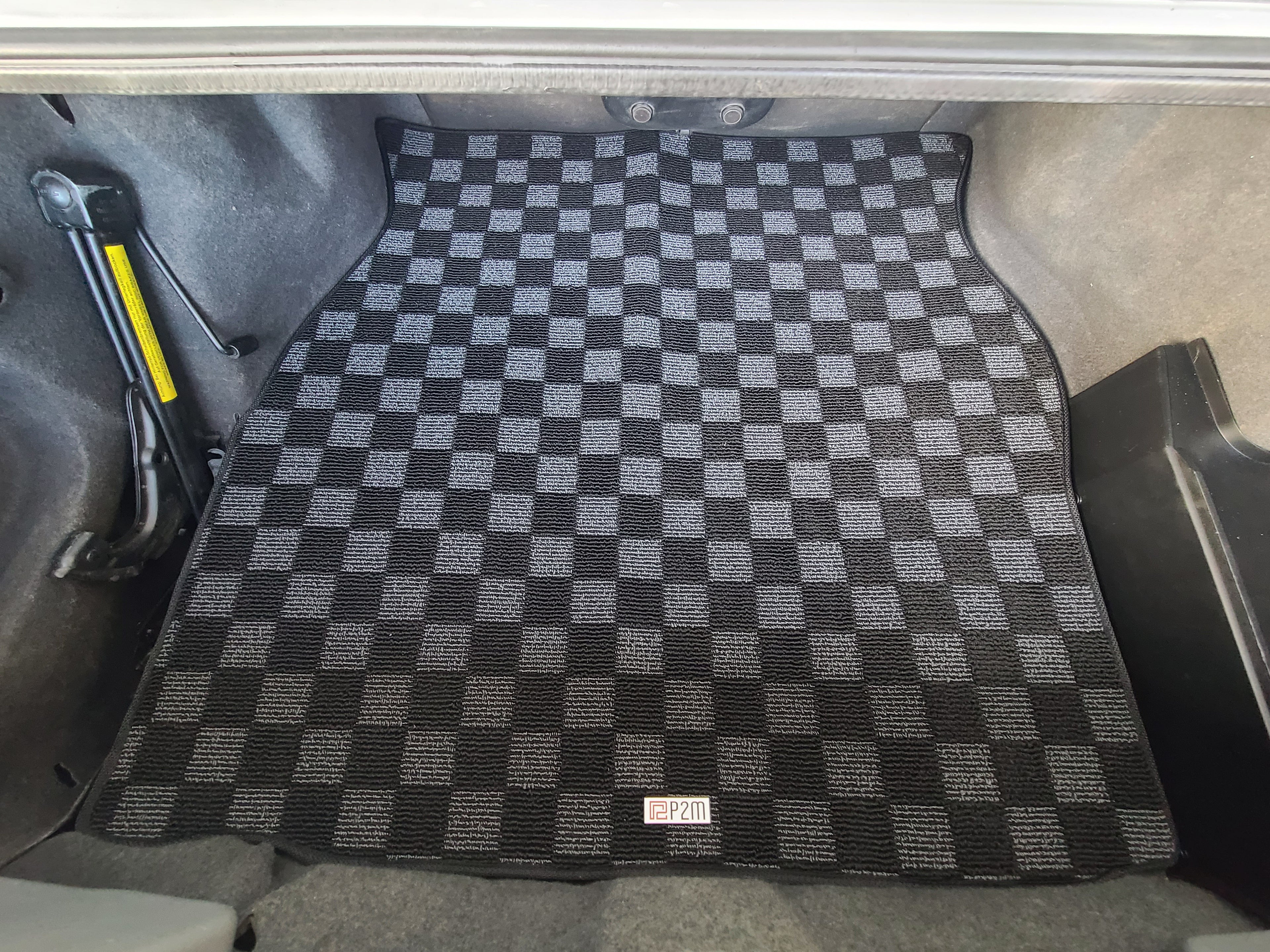 Phase 2 Motortrend (P2M) Checkered Carpet Trunk Mat - BMW 3 Series E30 Coupe & Sedan (1984-1991)