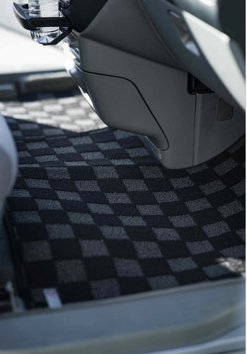 Phase 2 Motortrend (P2M) Checkered Carpet Race Floor Mats - Honda Odyssey RA1-RA5 (1995-1998)