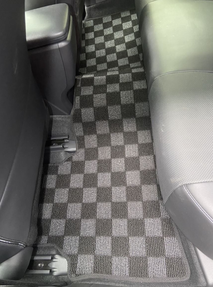 Phase 2 Motortrend (P2M) Checkered Carpet Race Floor Mats - Toyota Prius (XW60) (2023+)