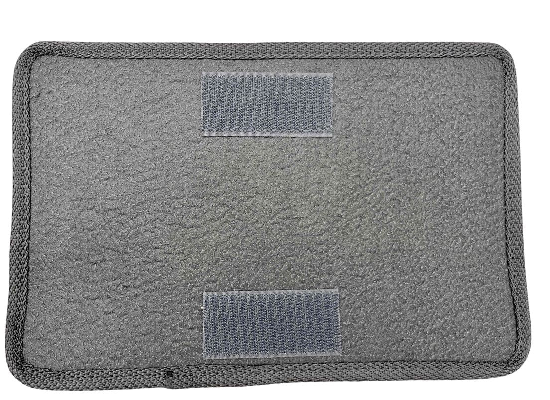P2M checkered heel pad detail
