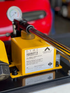 Dyme Squeezy-E hose crimper system with hydraulic pump
