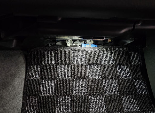 Phase 2 Motortrend (P2M) Checkered Carpet Race Floor Mats - Chevrolet C6 Corvette (2007.5-2013)