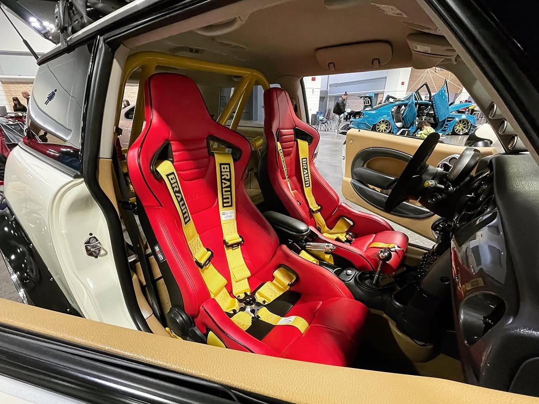 Braum ELITE-R Series Sport Reclinable Seats product image 4