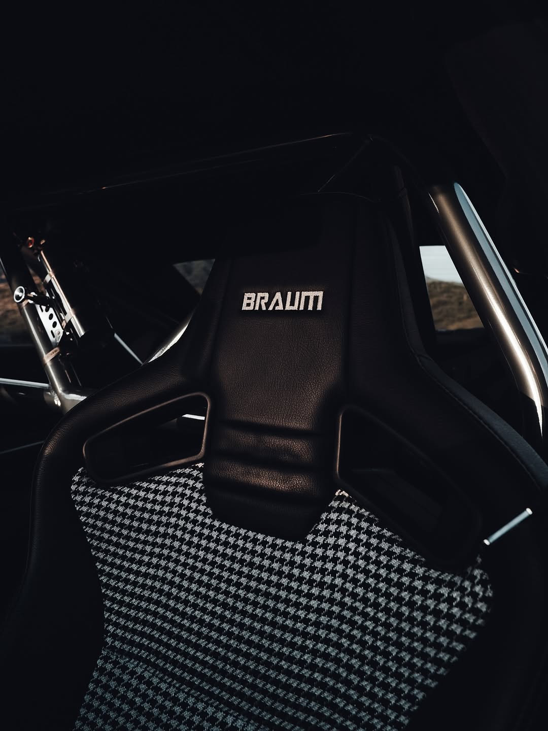 Braum ELITE V2 Series Sport Reclinable Seats product image 4