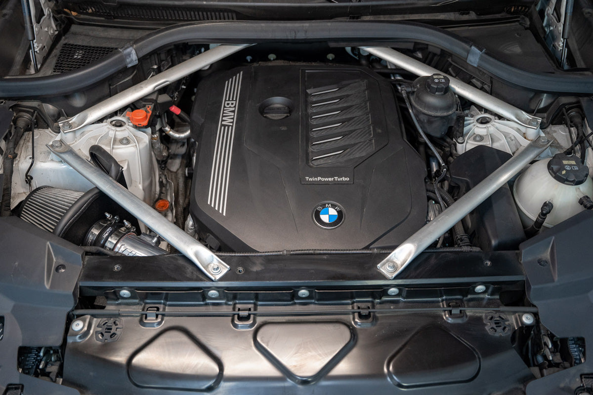 HPS Performance Black Short Ram Intake w/ Shield - BMW X5 3.0L B58 G05 19-23 - BMW X5 xDrive40i / BMW X5 sDrive40i / BMW X5 xDrive45e B58 PHEV PHEV, G05 / BMW X6 / BMW X7 - (2019-2023 / 2019-2023 / 2021-2023 / 2020-2023 / 2019-2022)