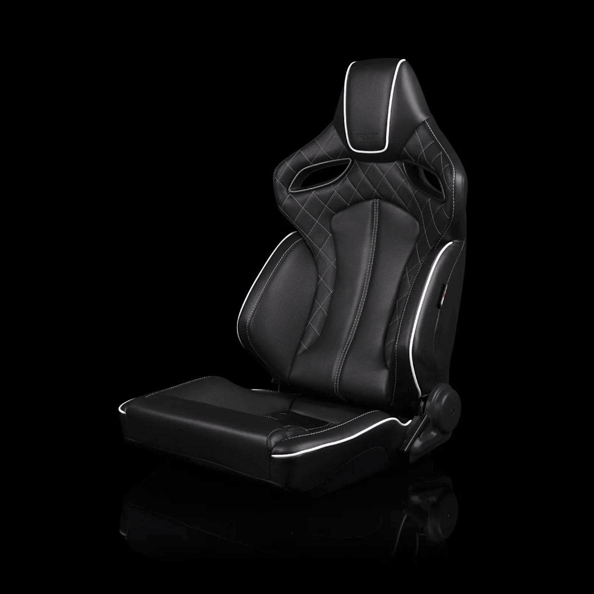 Braum BRR6-BDWS — Black Leatherette | Diamond | White Trim