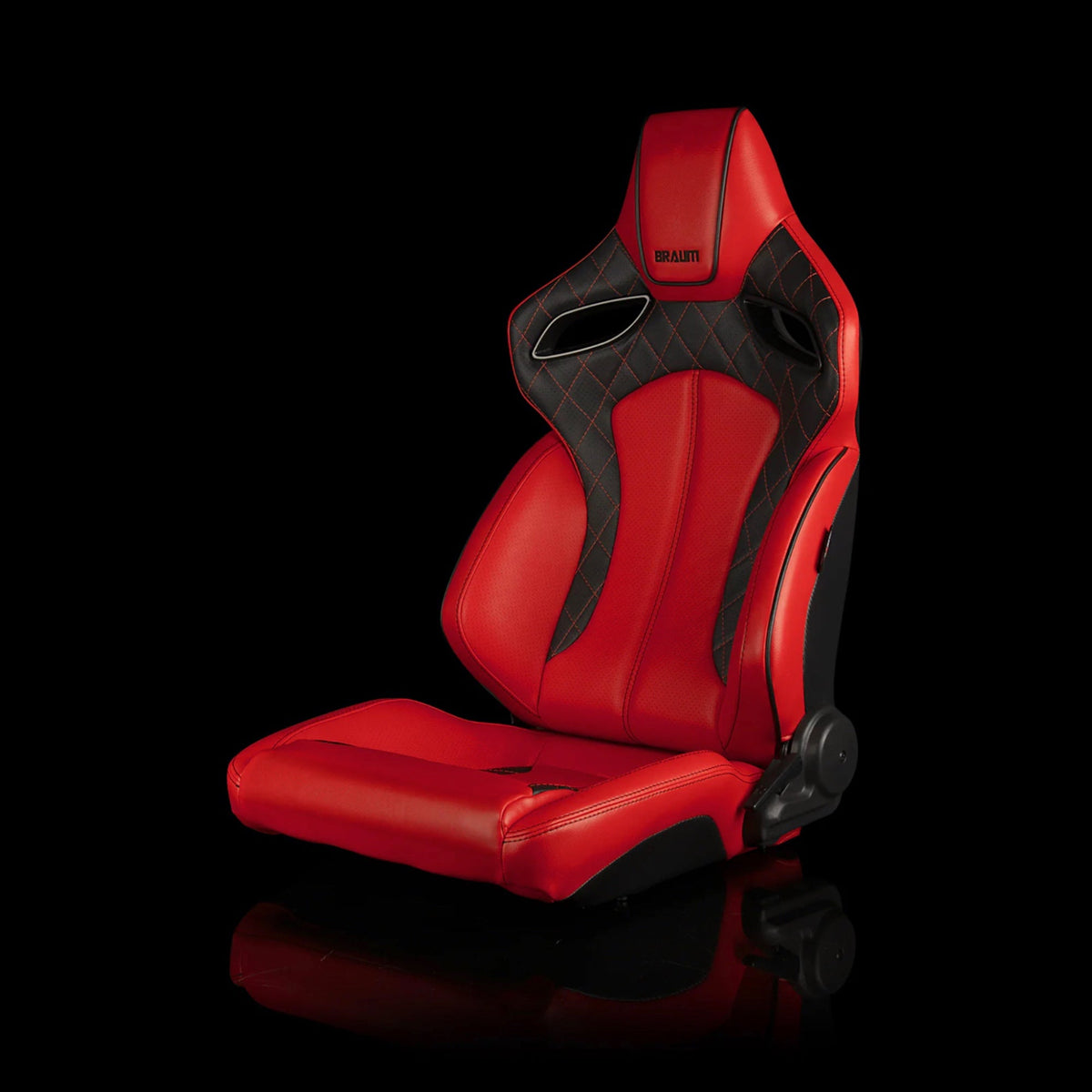 Braum BRR6-RDBS — Red Leatherette | Diamond | Black Trim