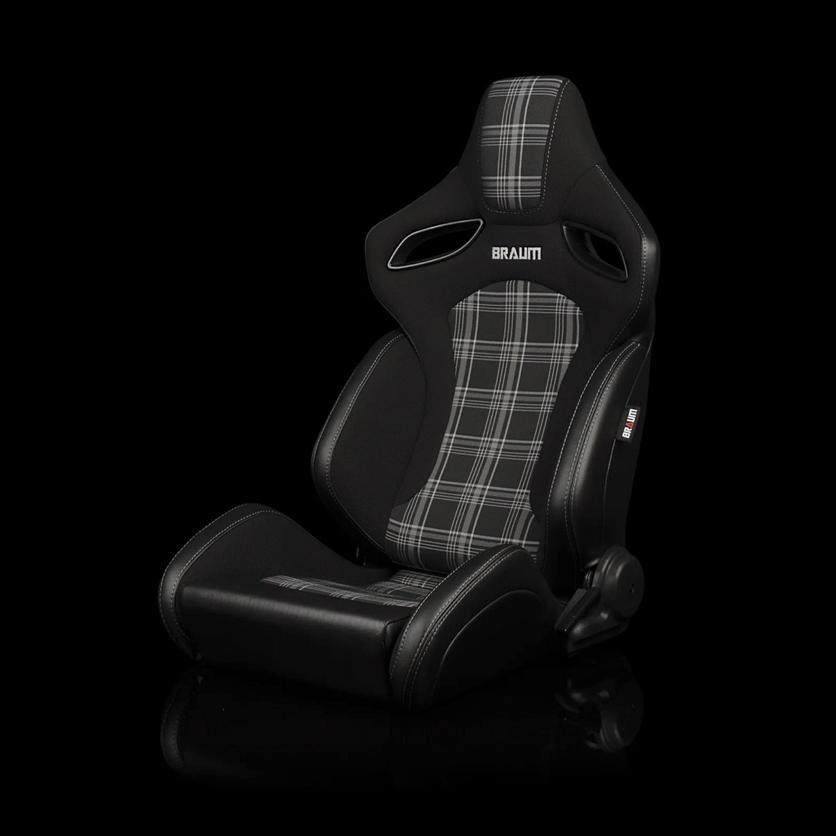 Braum ORUE-S black leatherette seats with grey plaid inserts