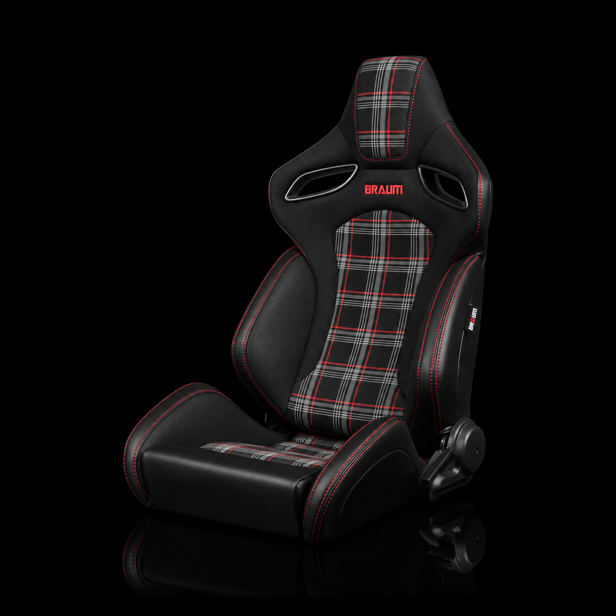 Braum ORUE-S black leatherette seats with red plaid inserts