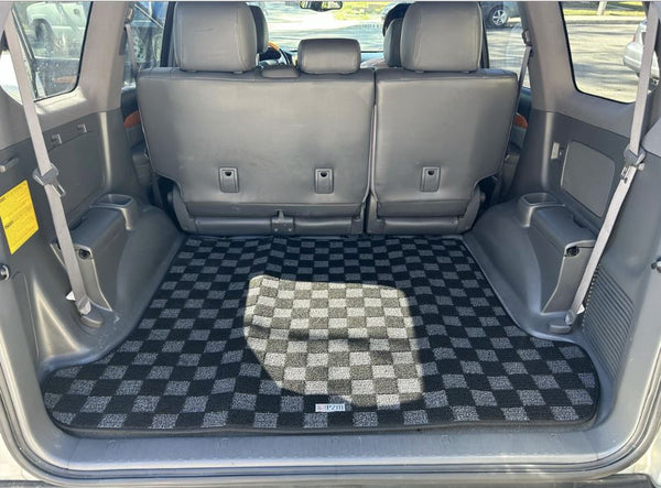 Phase 2 Motortrend (P2M) Checkered Carpet Race Trunk Mat - Lexus GX470 UZJ120 (2003-2009)