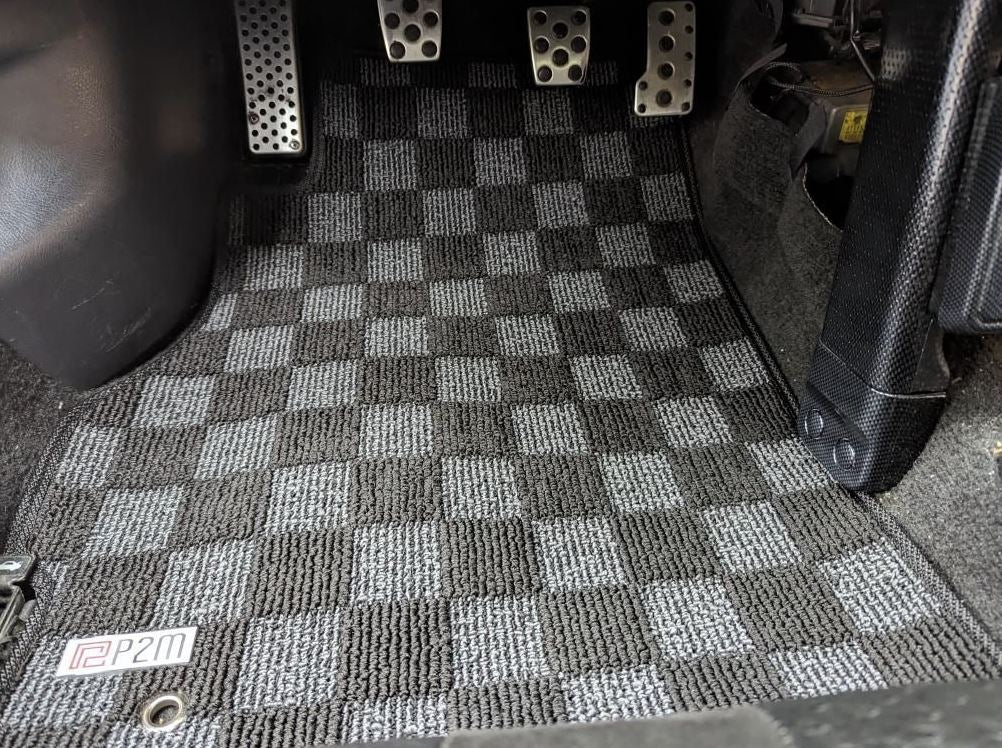 Phase 2 Motortrend (P2M) Checkered Flag Carpet Floor Mats Front - Toyota MR2 Spyder MRS SW30 (2000-2005)