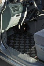 Phase 2 Motortrend (P2M) Checkered Carpet Race Floor Mats - Honda Odyssey RA1-RA5 (1995-1998)
