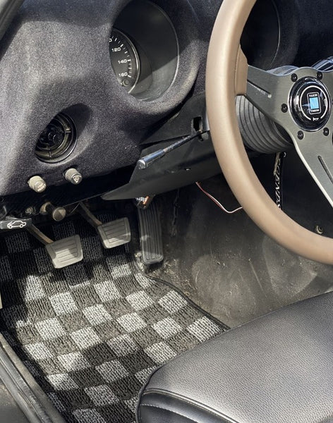 Phase 2 Motortrend (P2M) Checkered Carpet Race Floor Mats - Datsun 240z 260Z 280ZX