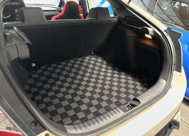 Phase 2 Motortrend (P2M) Checkered Carpet Race Trunk Mat - Honda Civic Hatchback FK (2017-2021)