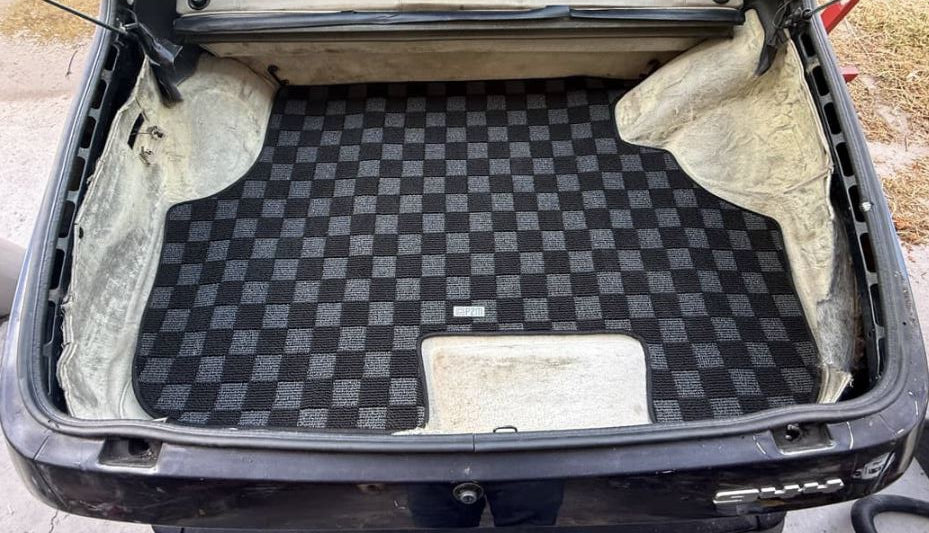 Phase 2 Motortrend (P2M) Checkered Carpet Race Trunk Mat - Porsche 944 Coupe (1982-1991)