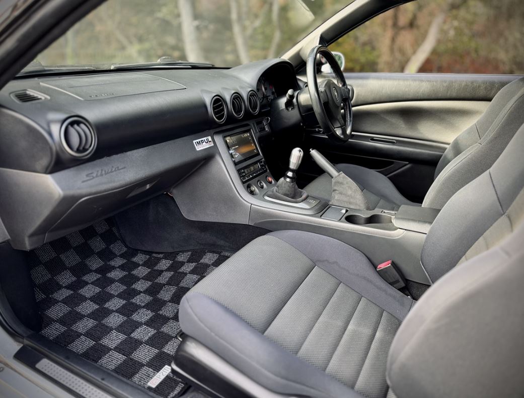 Phase 2 Motortrend (P2M) Checkered Carpet Race Floor Mats - Nissan Silvia S15 (1999-2002)