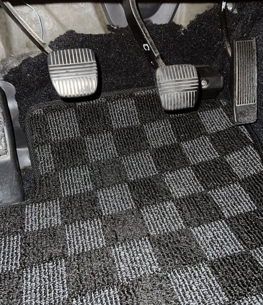 Phase 2 Motortrend (P2M) Checkered Race Carpet Floor Mats Set - Nissan Z32 300zx Convertible (1993-1996)