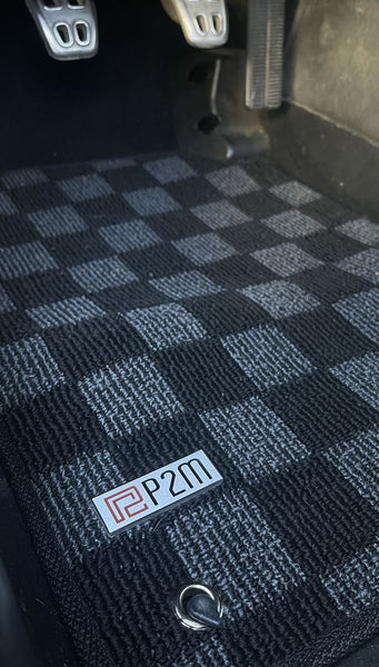 Phase 2 Motortrend (P2M) Checkered Carpet Race Floor Mats - Chevrolet C5 Corvette (1997-2004)
