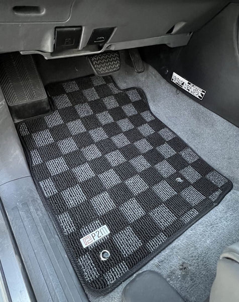 Phase 2 Motortrend (P2M) Checkered Carpet Race Floor Mats - Lexus GX470 UZJ120 (2003-2009)