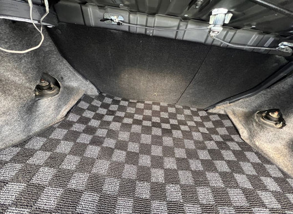 Phase 2 Motortrend (P2M) Checkered Carpet Race Trunk Mat - Honda Civic Coupe EM1 (1996-2000)