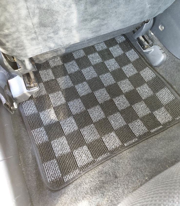 Phase 2 Motortrend (P2M) Front & Rear Checkered Race Carpet Floor Mats - Mazda Protege BJ (2001-2003)