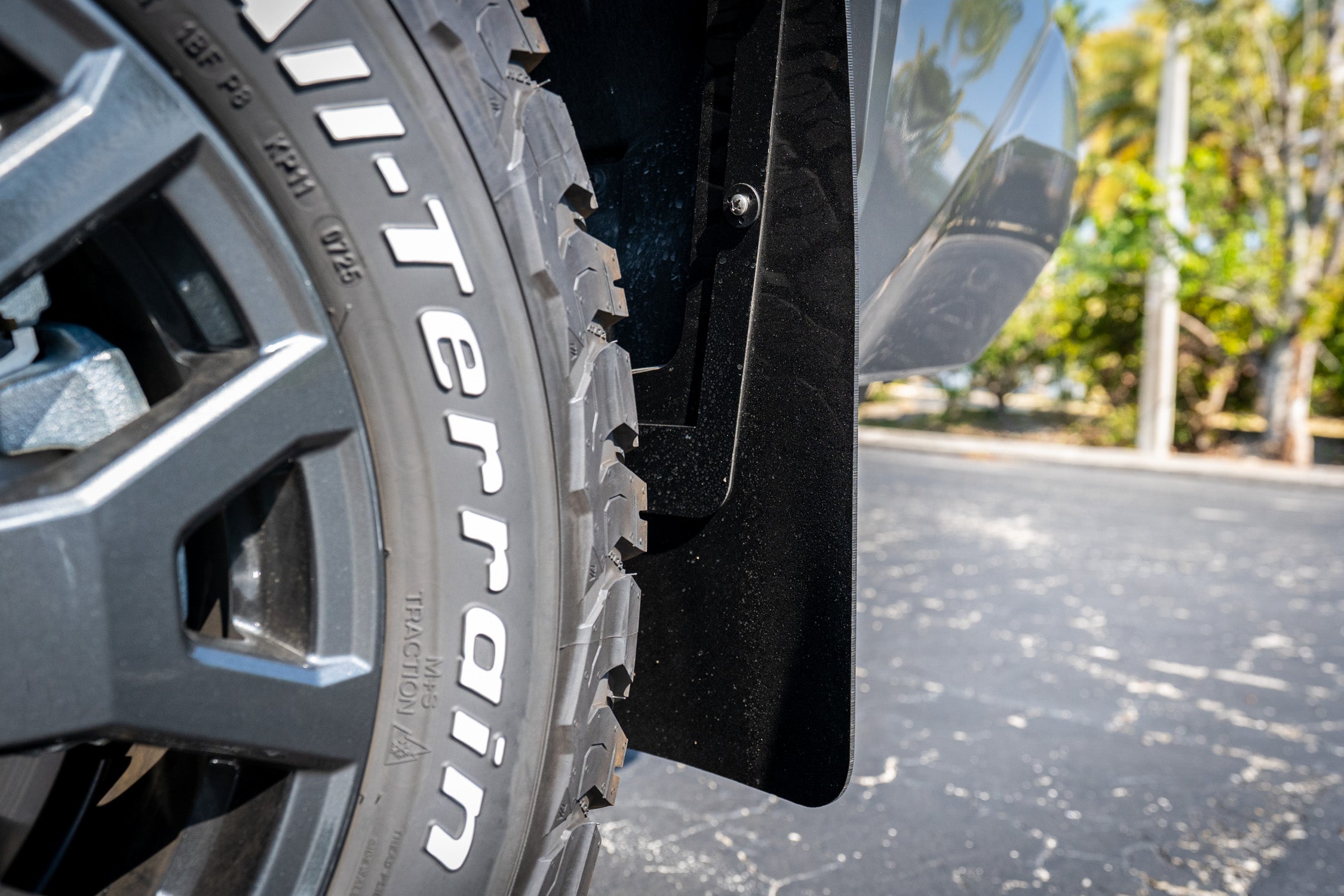 Rally Armor Black w/ Red UR Mud Flaps - Toyota 4Runner (2025+)