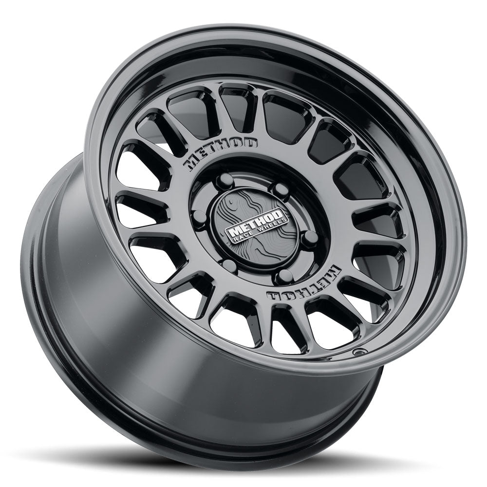 Method 318 | Gloss Black | Wheel view 3
