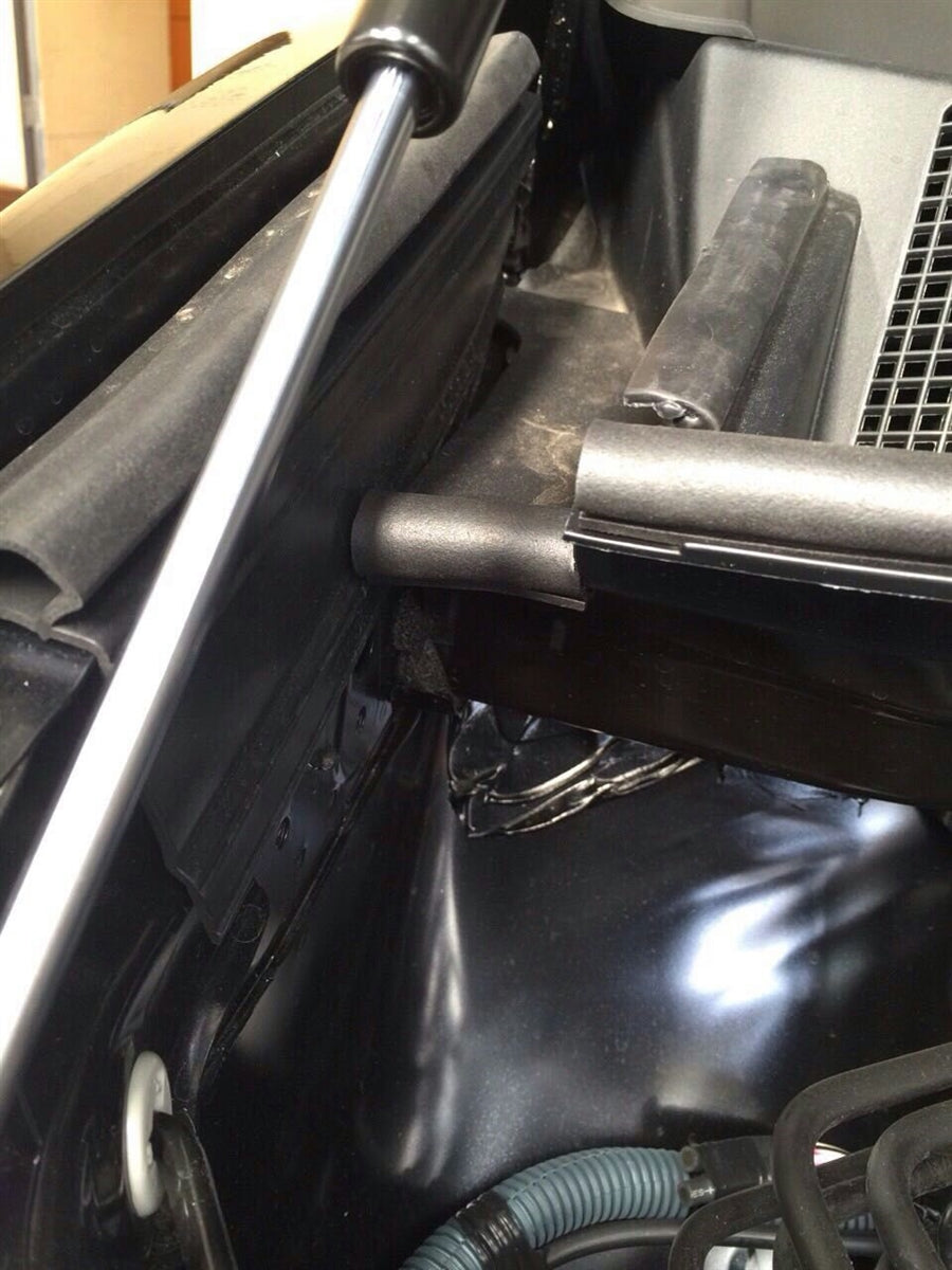 P2-BHDXL30-TP - TOYOTA SIENNA 2010-2017 BLACK SERIES ENGINE HOOD DAMPER - View 3