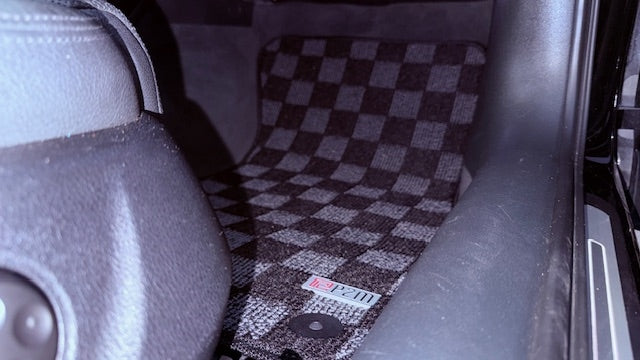 P2-CPTA6C7FRDG-TP - AUDI A6 SEDAN (C7) 2012-18 RACE FLOOR MATS : DARK GREY - View 4