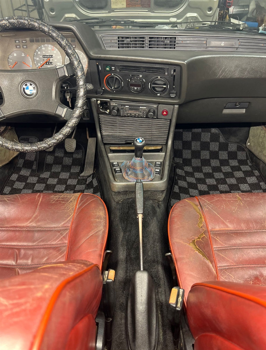 P2-CPTE24FRDG-TP - BMW E24 6-SERIES 1977-89 (COUPE 2 DOOR) RACE FLOOR MATS : DARK GREY (FRONT/REAR) - View 10