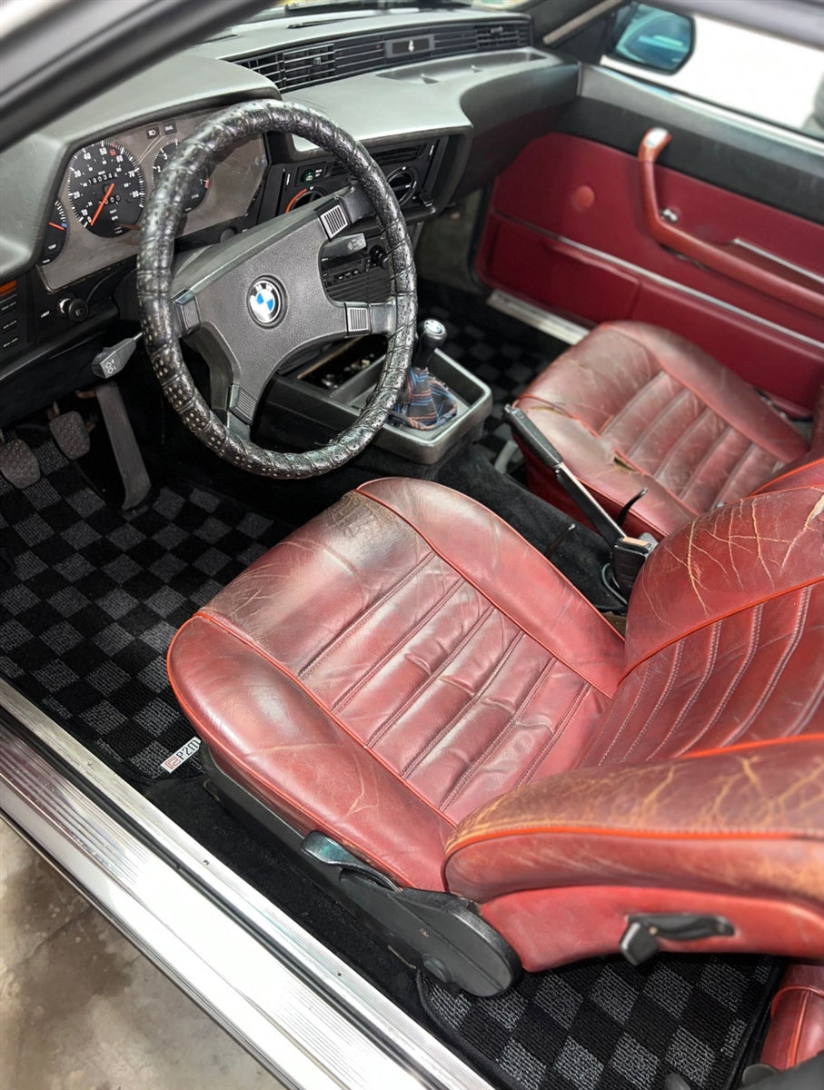 P2-CPTE24FRDG-TP - BMW E24 6-SERIES 1977-89 (COUPE 2 DOOR) RACE FLOOR MATS : DARK GREY (FRONT/REAR) - View 4