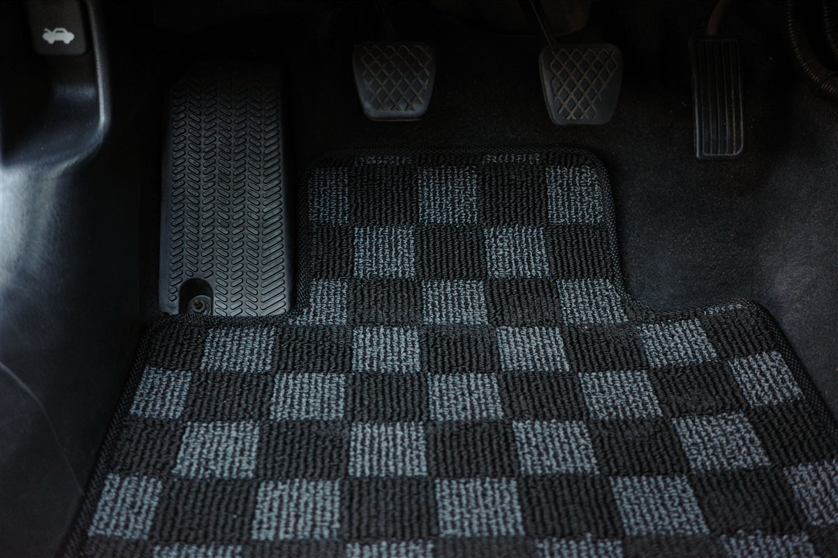 P2-CPTEP3FRDG-TP - HONDA CIVIC EP3 2001-05 HATCHBACK RACE FLOOR MATS : DARK GREY (FRONT/REAR) - View 7