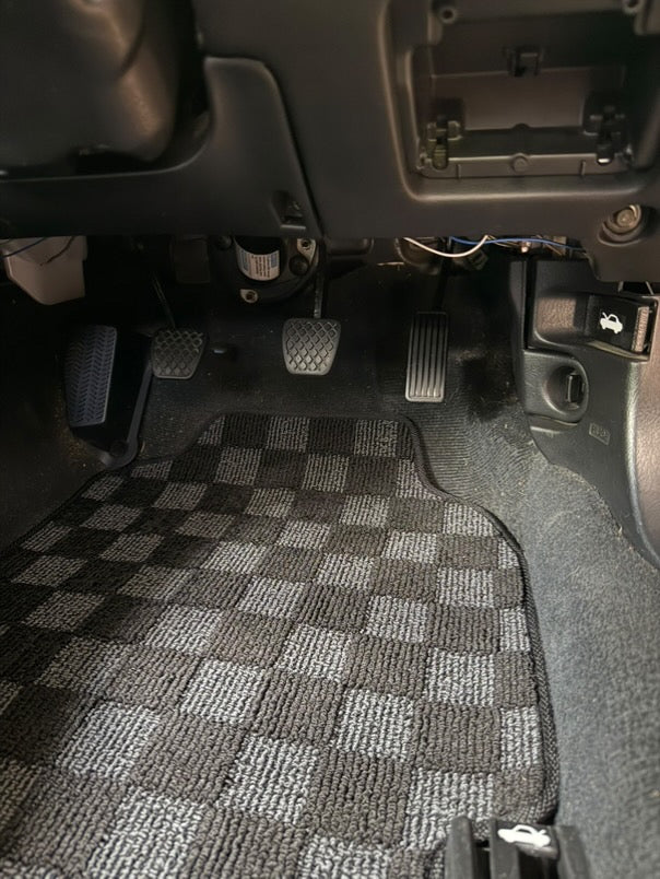 P2-CPTPRE9701FRDGRHD-TP - [RHD] HONDA PRELUDE (BB6) 1997-01 RACE FLOOR MATS : DARK GREY - View 4