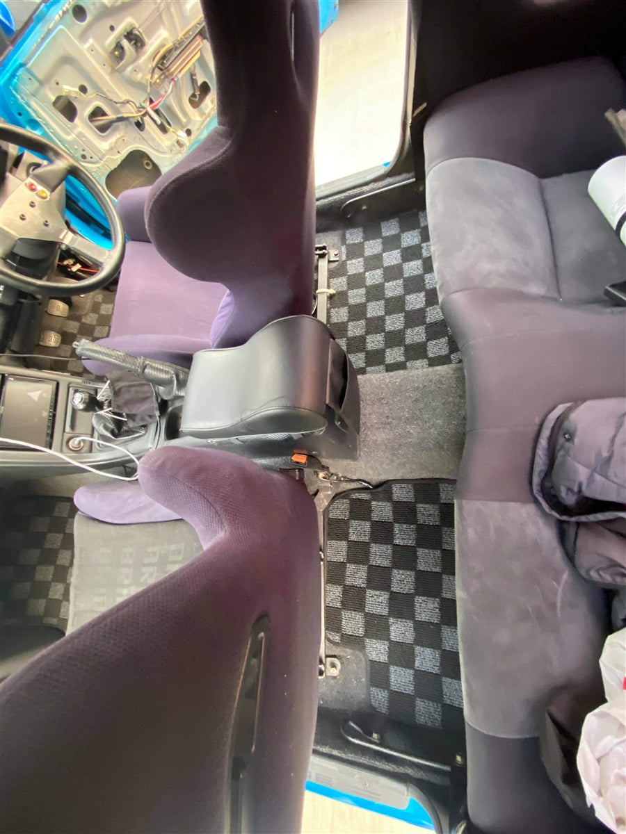 P2-CPTR32GTRFRDGRHD-TP - [RHD] R32 SKYLINE GTR (JDM RHD) FRONT + REAR RACE FLOOR MATS : DARK GREY - View 19