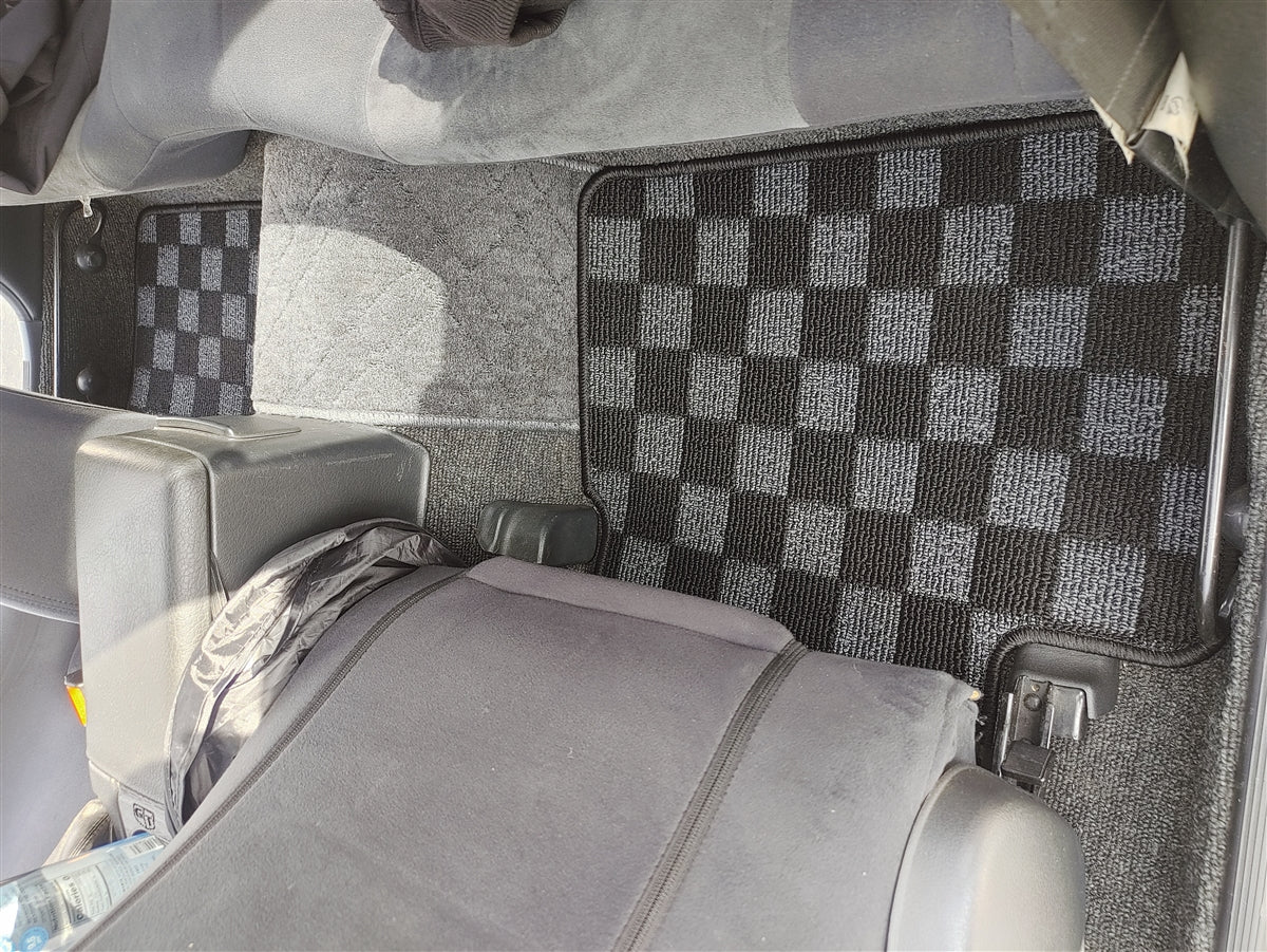 P2-CPTR32GTRFRDGRHD-TP - [RHD] R32 SKYLINE GTR (JDM RHD) FRONT + REAR RACE FLOOR MATS : DARK GREY - View 7
