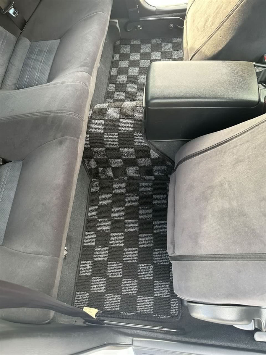 P2-CPTR33GTRFRDGRHD-TP - [RHD] R33 SKYLINE GTR (JDM RHD) FRONT + REAR RACE FLOOR MATS : DARK GREY - View 8