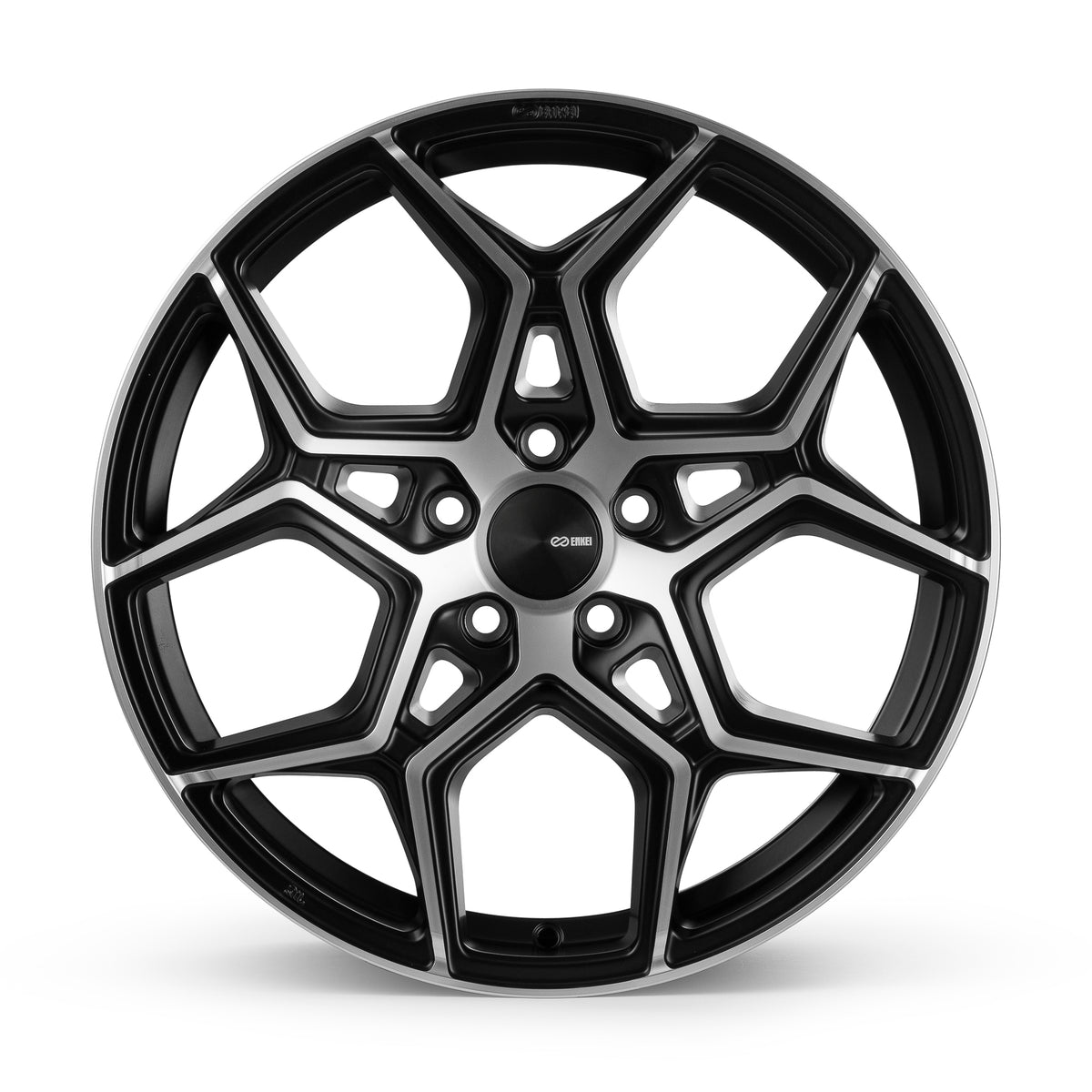 Enkei QUEST | Wheel detail 2