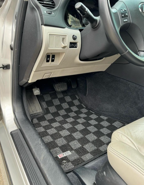 Phase 2 Motortrend (P2M) Checkered Carpet Race Floor Mats - Lexus IS250 IS350 (2006-2013)