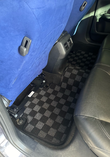Phase 2 Motortrend (P2M) Checkered Carpet Race Floor Mats - Honda Accord Sedan (2013-2017)