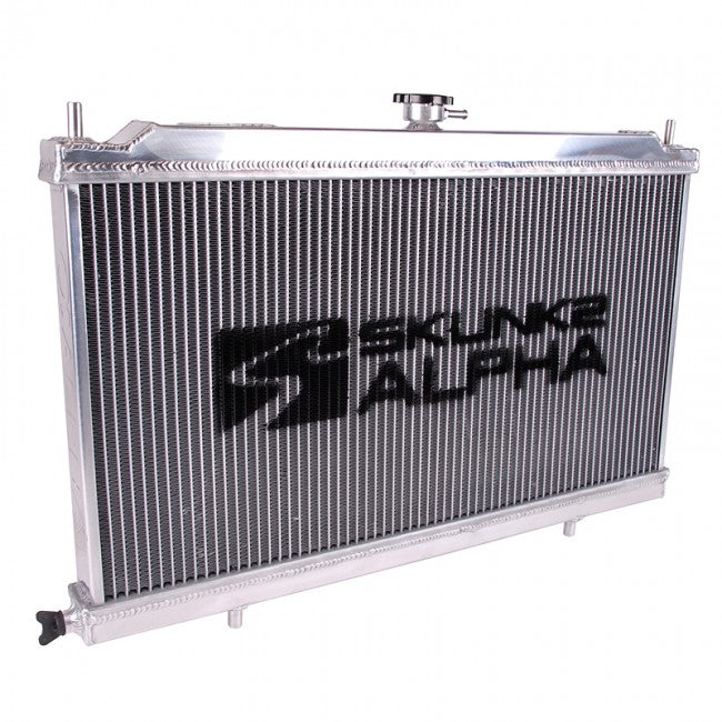 Skunk2 Racing Alpha Radiator - Honda Civic & CRX 1.6L (1988-1991)