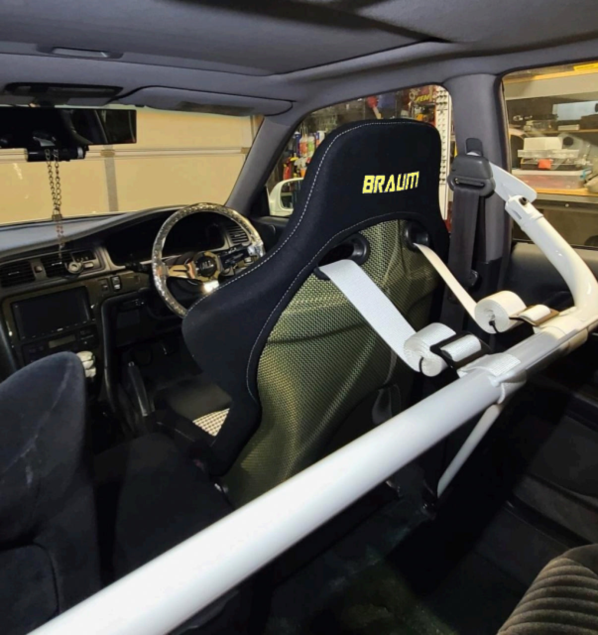 BRAUM FALCON-R composite racing seat