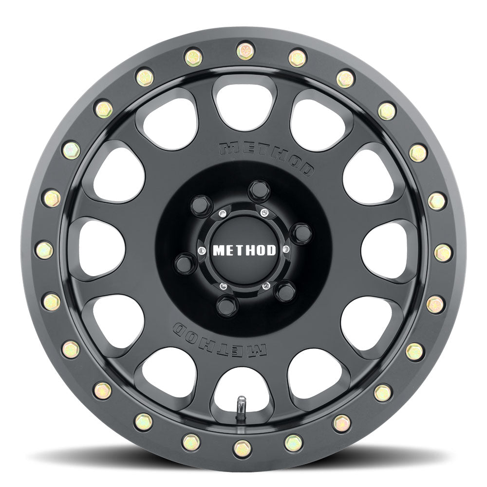 Method 105 | Matte Black | Wheel view 2