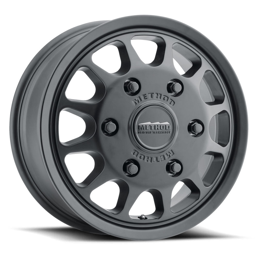 Method 703 | Matte Black | Wheel view 7