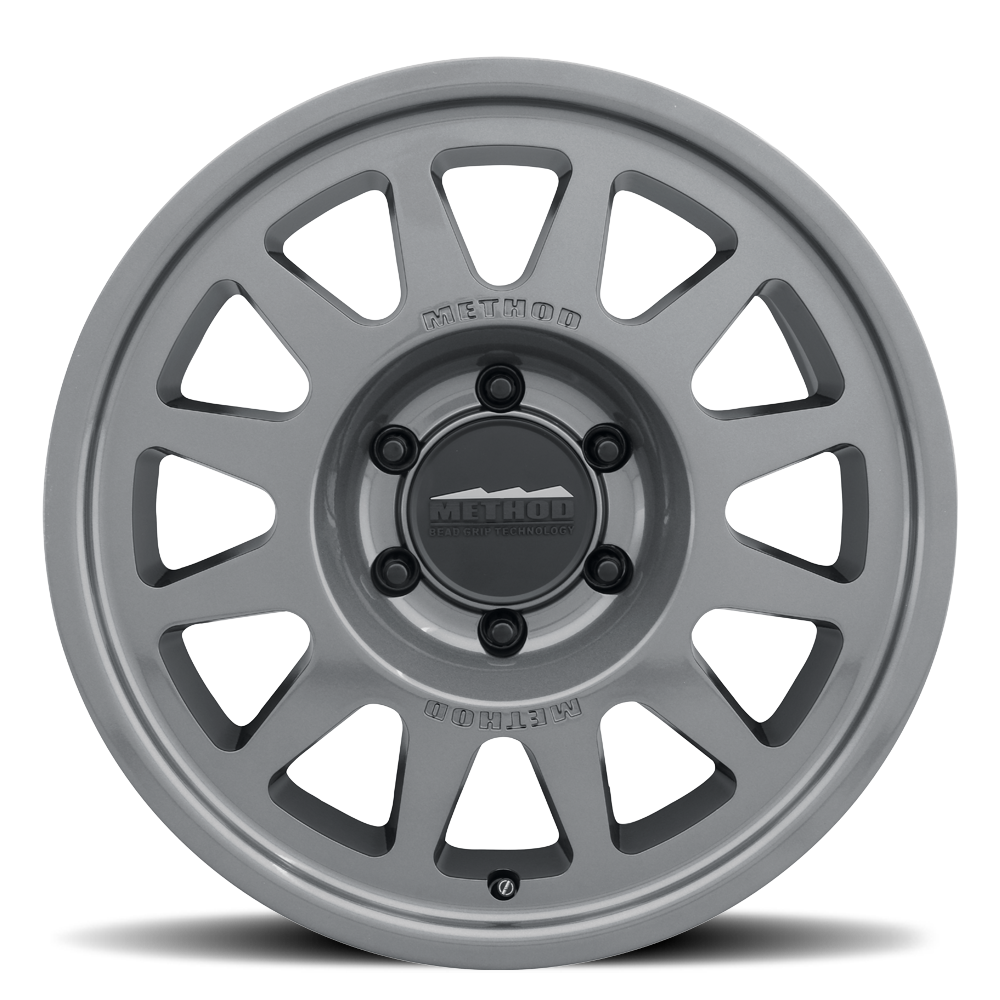 Method 703-HD | Gloss Titanium | Wheel view 2