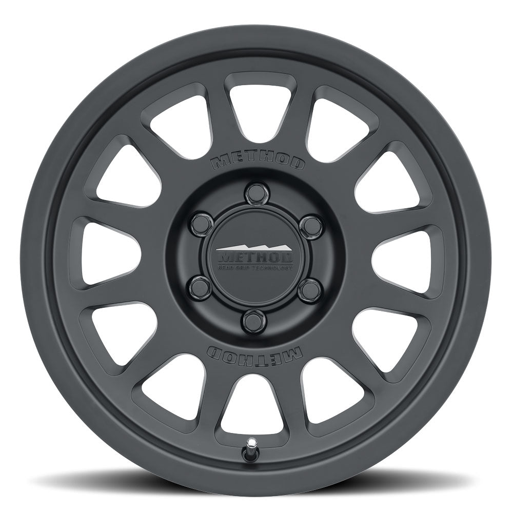 Method 703 | Matte Black | Wheel view 2