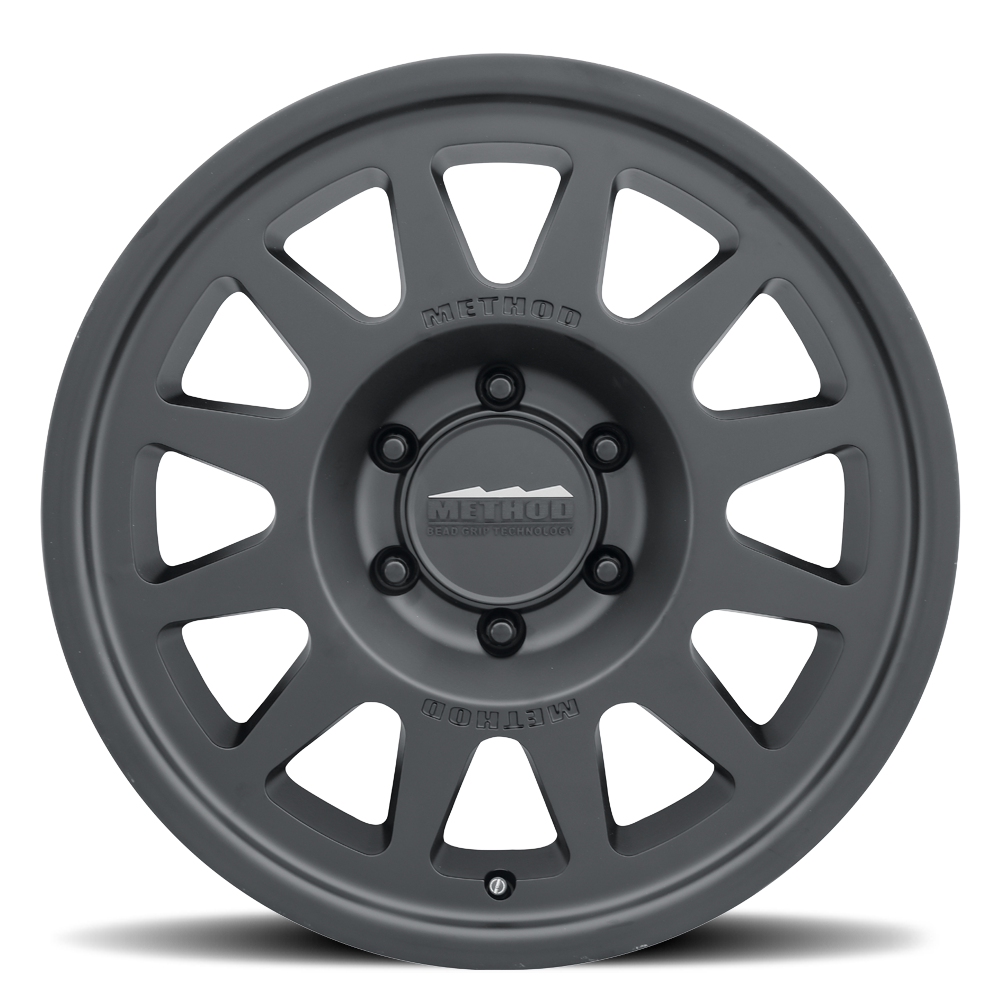 Method 703-HD | Matte Black | Wheel view 2