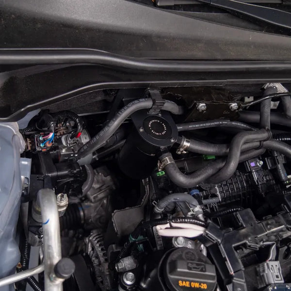 Mishimoto PCV Side Baffled Oil Catch Can - Black - Honda Civic 1.5T & Si (2022+)