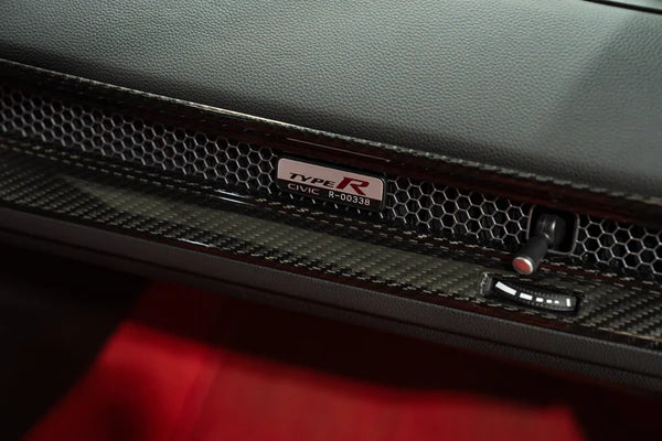 OLM LE Carbon Fiber Interior Dash Cover (2pc) - Honda Civic / Type R (2022+)