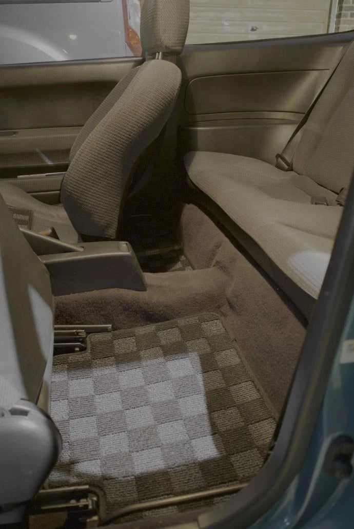 Phase 2 Motortrend (P2M) RHD Checkered Carpet Race Floor Mats - Honda Civic EG EJ EH Coupe Hatch Sedan (1992-1995)